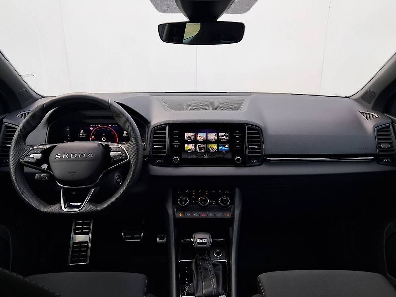Škoda Karoq (2026) Sportline 1.5 TSI / 110 kW DSG - fotka 7 z 29