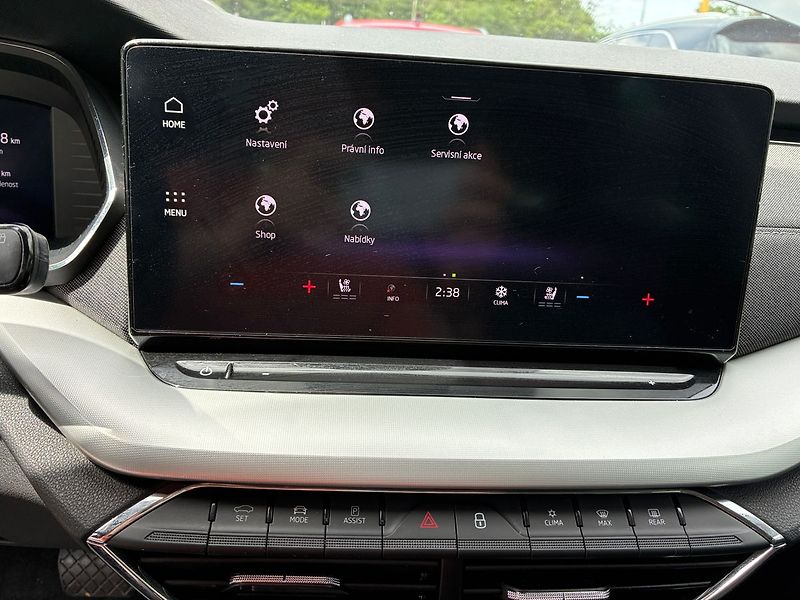 Škoda Octavia 2.0 TDi DSG STYLE PLUS 110 kW - fotka 16 z 25