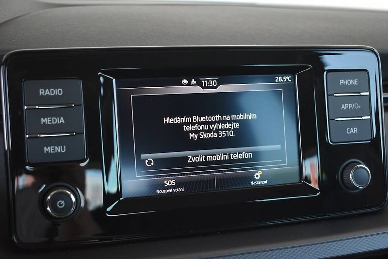 Škoda Kamiq (2022) 1.0TSI 81kW záruka - fotka 19 z 23