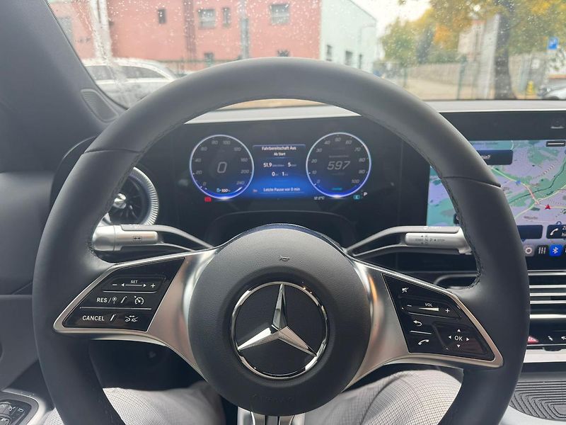 Mercedes-Benz CLA 250+ EQ demo - fotka 11 z 20