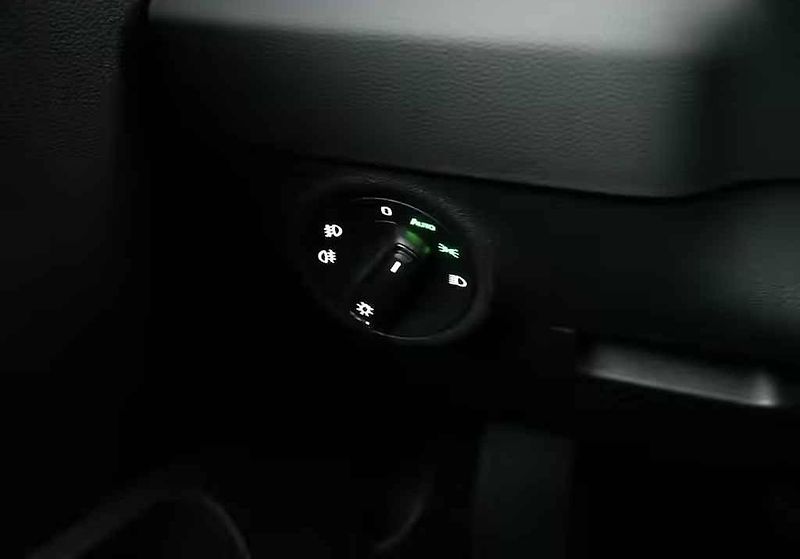 Škoda Karoq (2019) 2.0TDi, DSG, 4x4, el.tažné - fotka 15 z 24