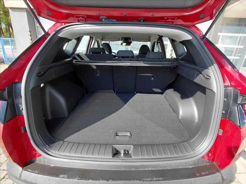 Hyundai Tucson (2024) 1,6 TGDI MT SMART - fotka 18 z 22