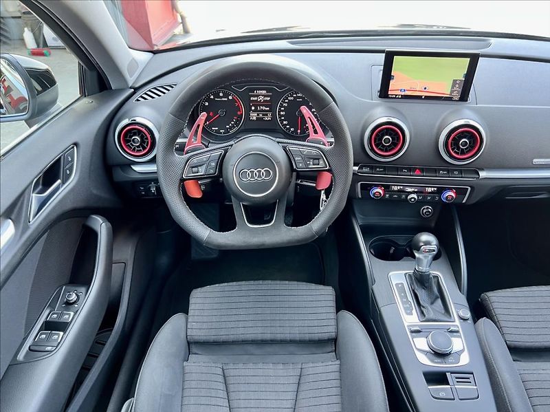 Audi A3 35 TFSi  LED  KLIMA  110kw - fotka 21 z 40