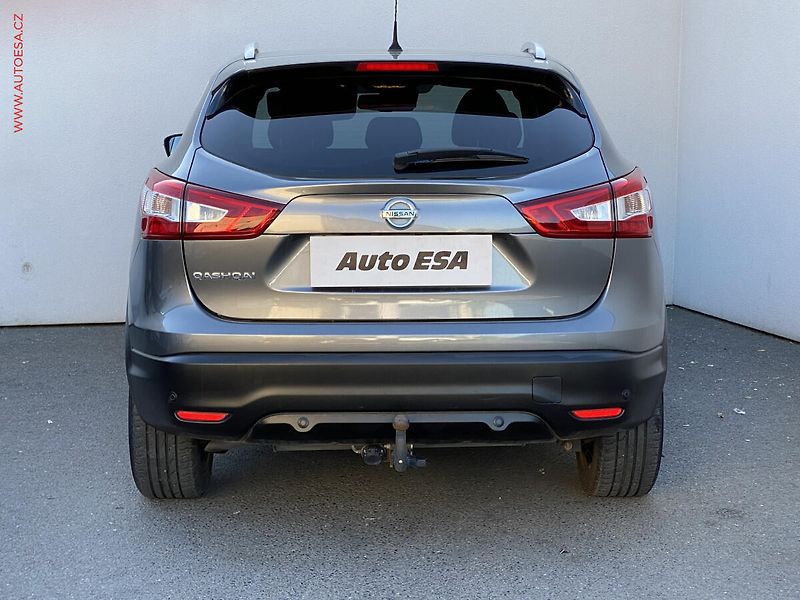 Nissan Qashqai (2016) 1.2 DiG-T, N-Vision, panor - fotka 5 z 18
