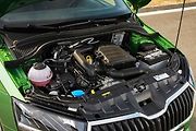 V motorovém prostoru pracují vždy tříválce