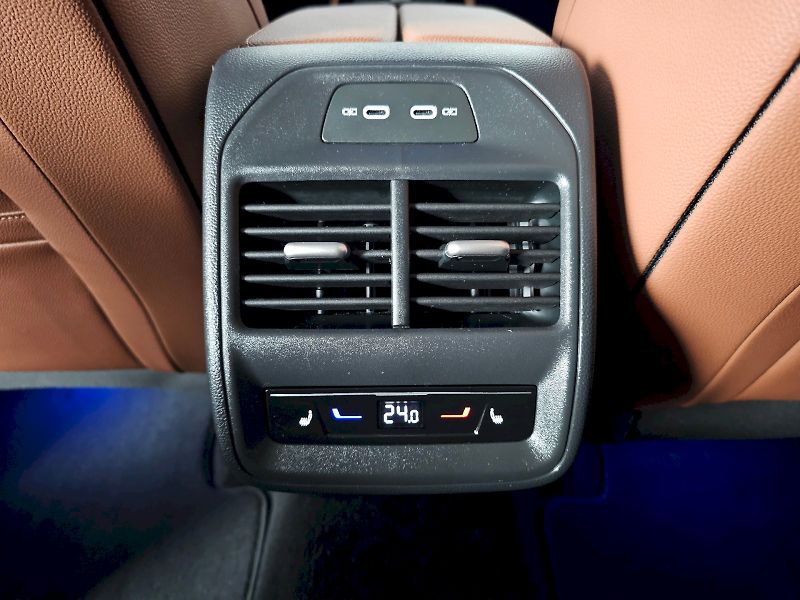 Škoda Superb (2024) 2.0TSI 195KW 4X4 Laurin a Klem - fotka 30 z 34