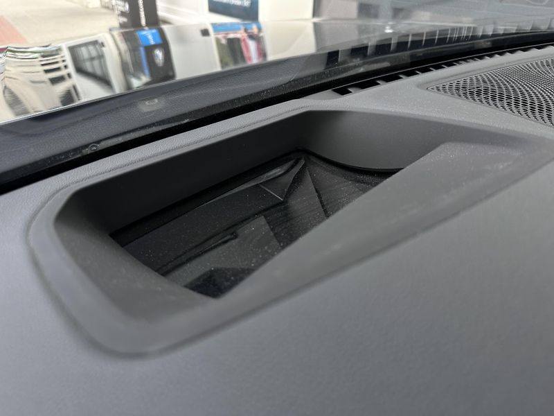 BMW Řada 7 740d xDrive, Masáže, Nezávislé - fotka 24 z 29