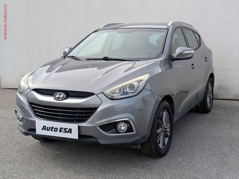 Hyundai ix35 (2013) 1.7 CRDi, Navi, kamera - fotka 3 z 20