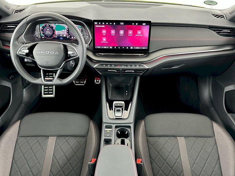 Škoda Octavia (2025) Combi DSG 2.0TSI 195kW RS - fotka 5 z 36