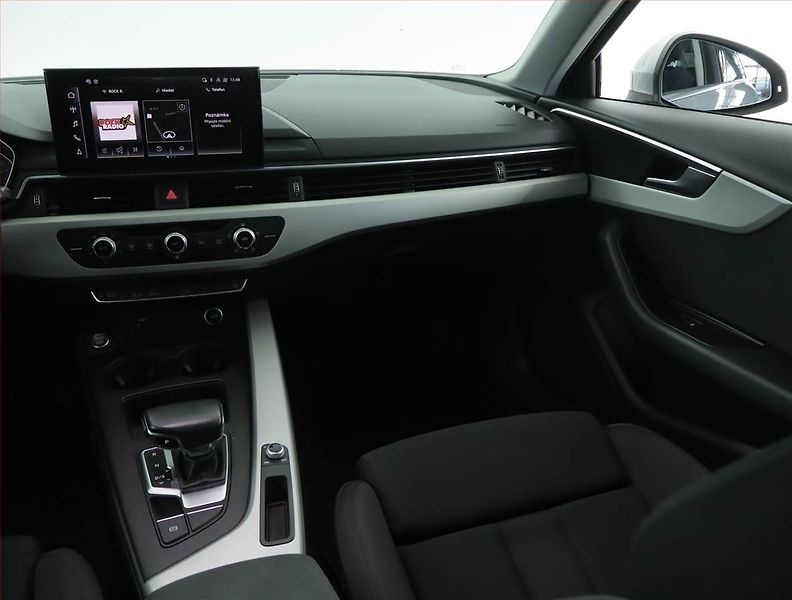 Audi A4 (2021) 2.0 TDI, Automat, Navi - fotka 8 z 17