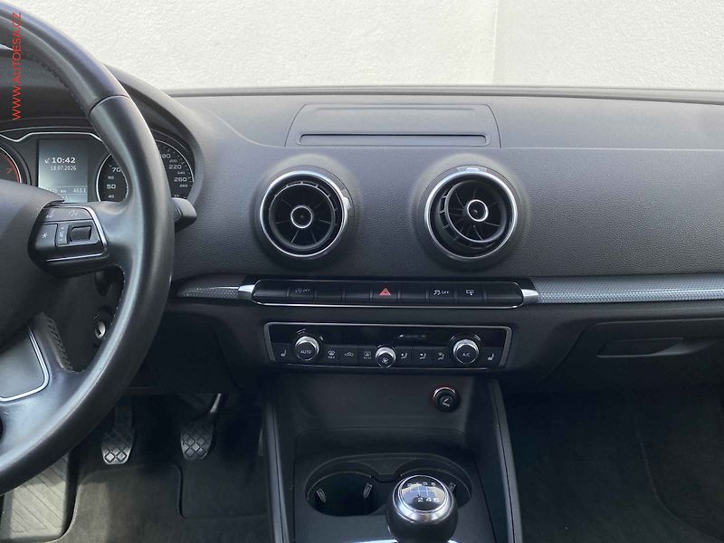 Audi A3 (2014) 1.2 TFSi, Ambiente, bixen - fotka 12 z 18