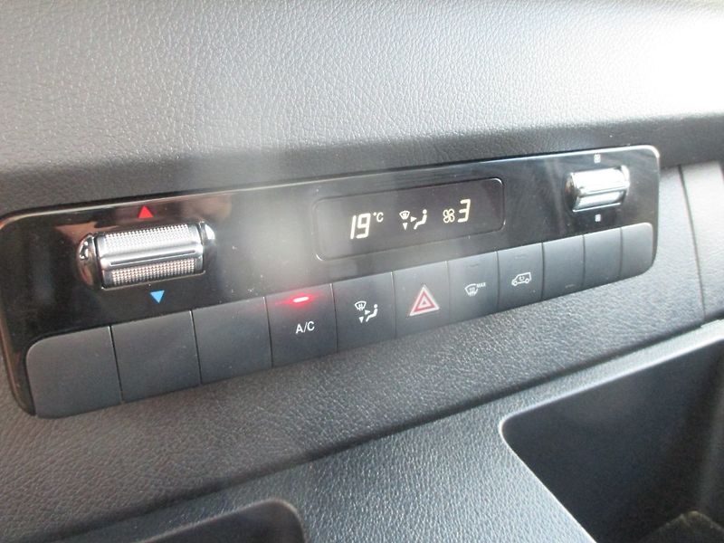 Mercedes-Benz Sprinter 514 CDi, 8 palet HČ - fotka 20 z 27