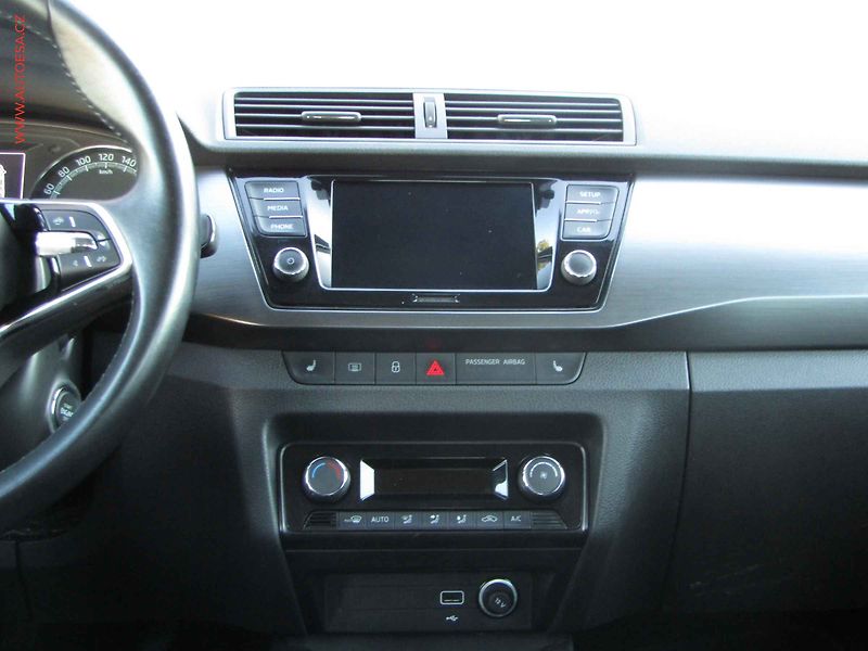 Škoda Fabia (2021) 1.0 TSi, ČR, Style, LED, - fotka 11 z 16
