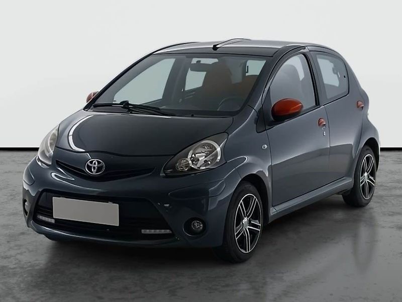 Toyota Aygo (2012) 1.0 VVT-i, po STK - fotka 2 z 15