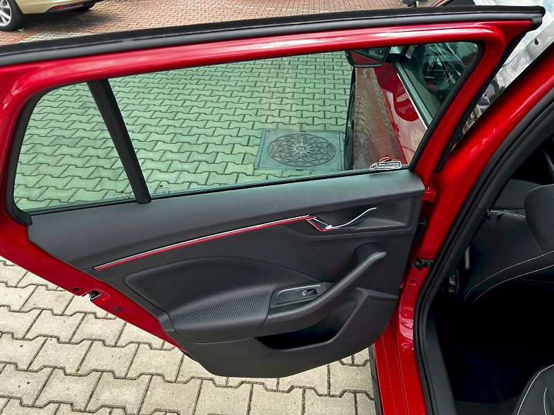 Škoda Scala (2025) 1.5 TSI 110kW DSG Monte Carlo - fotka 26 z 35