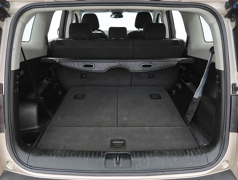 Chevrolet Orlando (2013) 2.0 VCDi, 7 míst, po STK - fotka 13 z 18