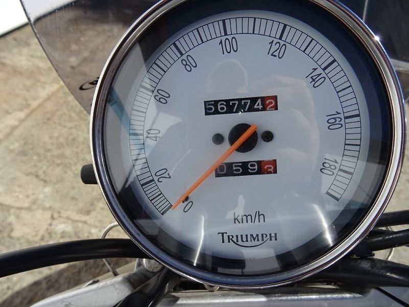 Triumph Speedmaster (2006) 908ML,44Kw - fotka 3 z 7