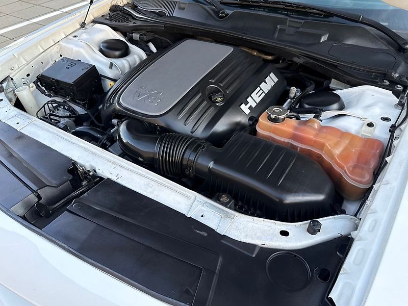 Dodge Challenger (2018) - fotka 31 z 45