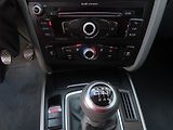Audi A4 (2013) 2.0 TDI, Park. senzory - náhled 17