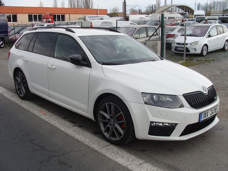 Škoda Octavia 2.0 TDi, 135 kW, RS, klima - fotka 7 z 26