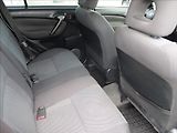 Toyota RAV4 2,0 D4D, klima,4x4,servis,tažn - náhled 11