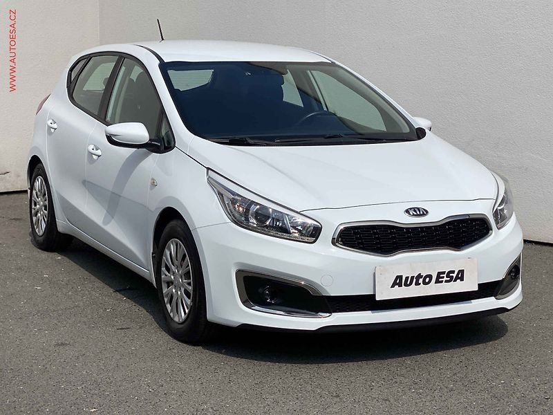 Kia Ceed (2016) 1.4 CVVT, ČR, servis.kniha - fotografie inzerátu