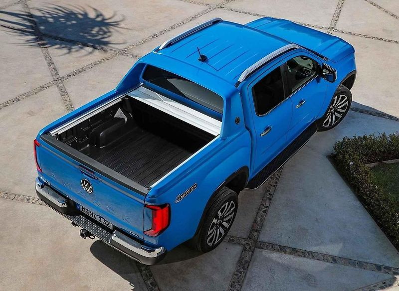 Volkswagen Amarok – s červenými vozy s motorem 2.0 TDI jsme se projeli v jihoafrickém terénu.