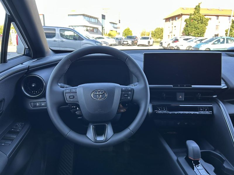 Toyota C-HR (2025) STYLE 2,0 PHEV  - fotka 5 z 14