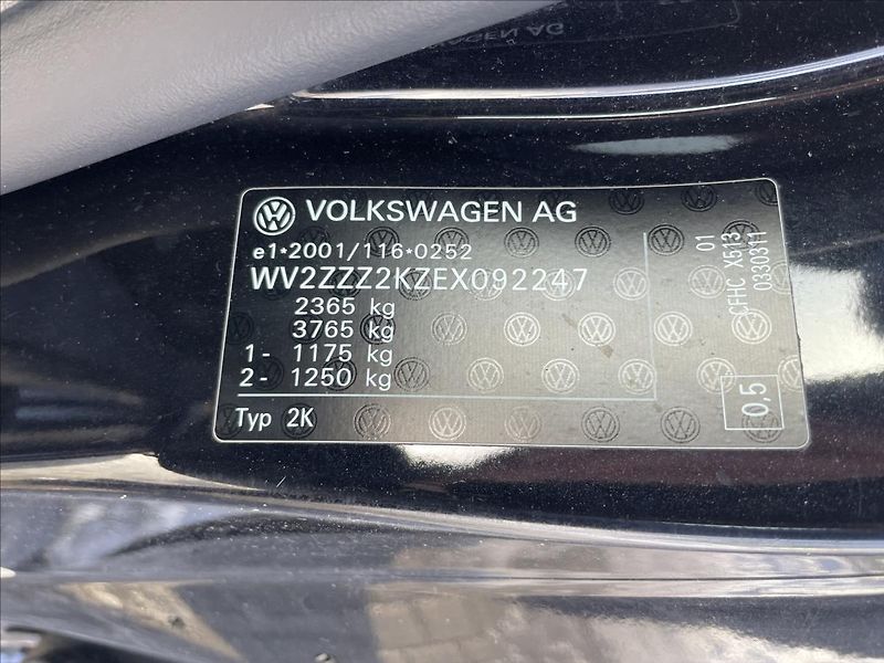 Volkswagen Caddy 2,0 TDi 103kw MAXI SOCCER 7mís - fotka 27 z 47