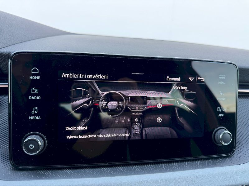 Škoda Scala (2025) 1.5 TSI 110kW Top Selection - fotka 22 z 35