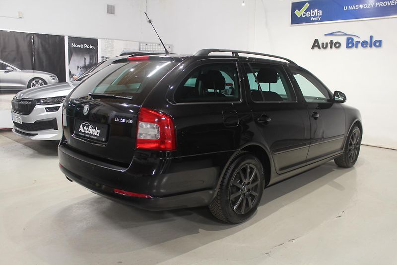 Škoda Octavia (2010) 1.4 TSI 90kW Nez.Topení - fotka 13 z 31