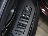 Toyota C-HR 2,0 Hybrid 178k.4x4 GR 6320km! - náhled 16