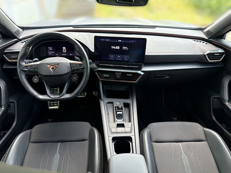 Cupra Formentor (2022) 2.0 TSI DSG VZ 4Drive - fotka 5 z 33