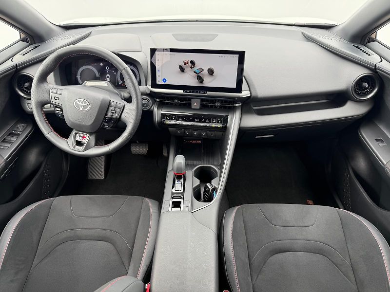 Toyota C-HR 2,0 HEV e-CVT GR Sport - fotka 5 z 30