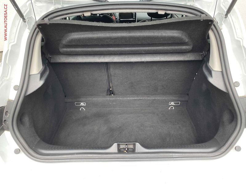 Renault Clio (2013) 1.2 i, ČR, AC, výhřev sed - fotka 7 z 17