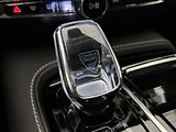 Volvo V60 T6 AWD DARK PLUS RECHARGE AUT - náhled 17