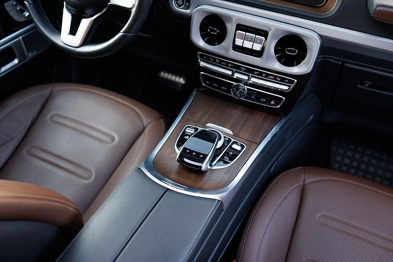 Mercedes-Benz Třídy G (2020) G 500 V8 Biturbo G63 AMG Look - fotka 43 z 54