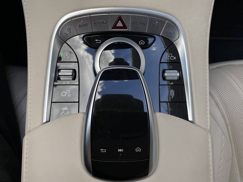 Mercedes-Benz Třídy S (2018) S 65 AMG Kabriolet - fotka 26 z 29