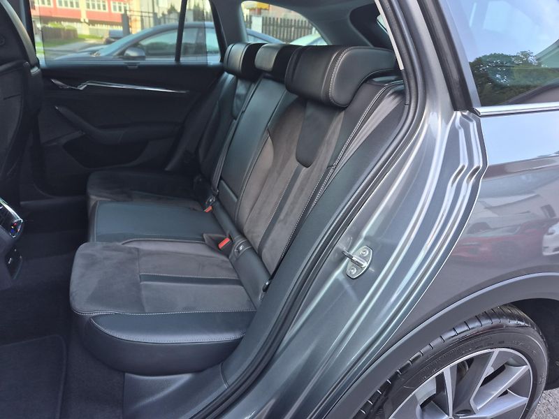 Škoda Octavia (2023) Combi Scout TDi 147kw DSG 4x4 - fotka 43 z 50