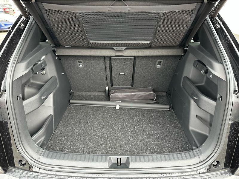 Škoda Elroq (2026) 85 82 kWh 210 kW 1° převodovka - fotka 12 z 22