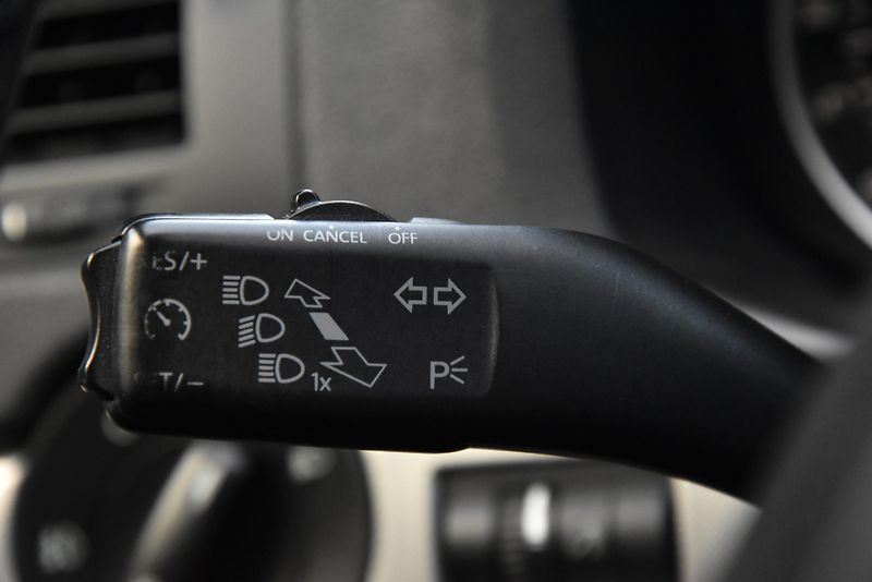 Škoda Octavia 2.0 TDi CR ELEGANCE,FACE,XENON - fotka 17 z 46
