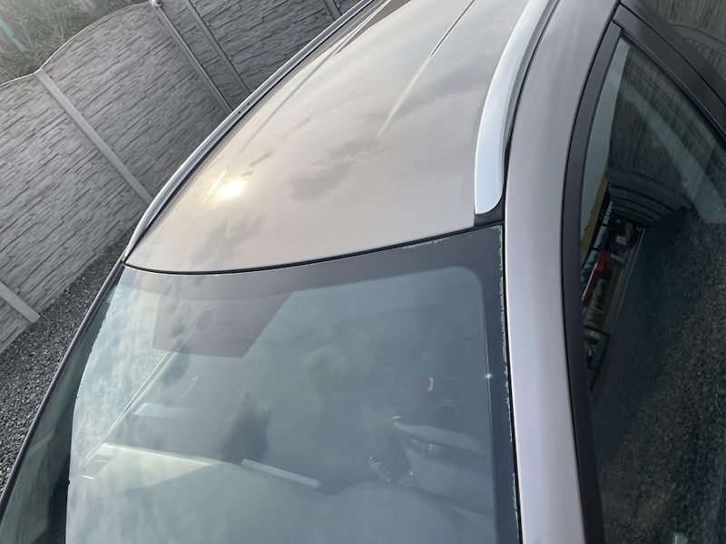 Toyota Auris 1.8i 16v HYBRID AUT NAVI CAM!! - fotka 18 z 166