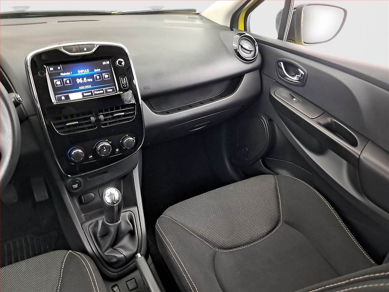 Renault Clio (2014) 0.9 TCe, ČR,1.maj, Tempomat - fotka 8 z 14