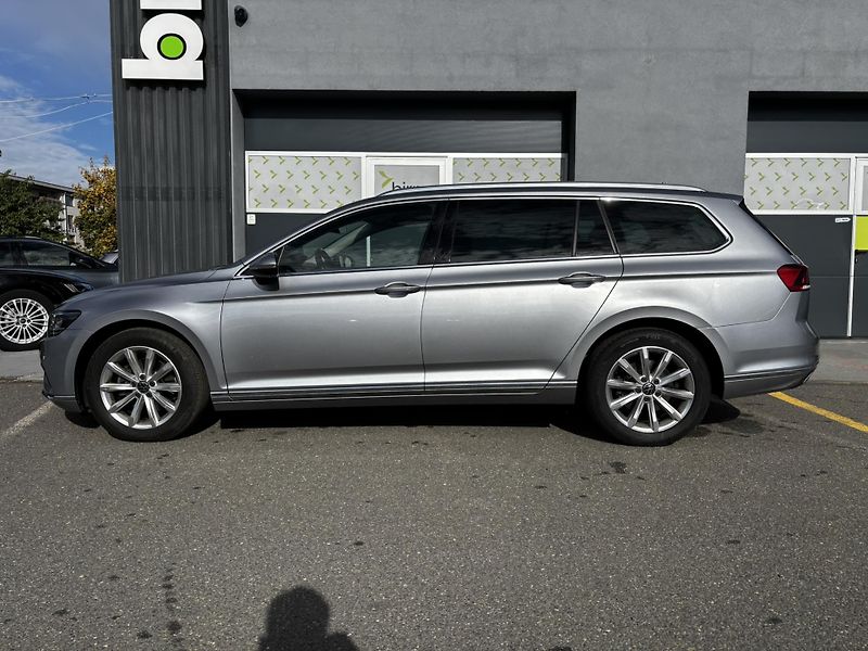 Volkswagen Passat (2023) Variant Elegance 2.0 TDI  - fotka 5 z 12