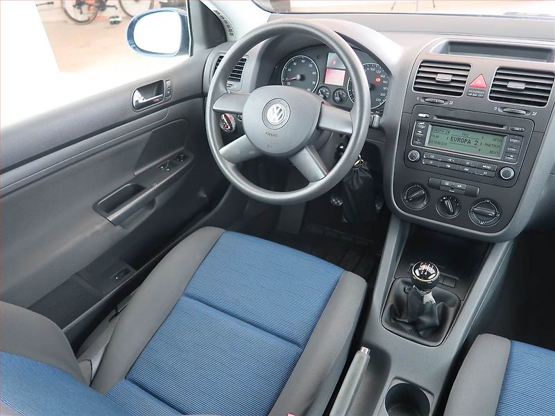 Volkswagen Golf (2005) 1.4 16V, levný provoz - fotka 7 z 14
