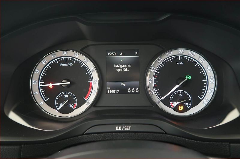Škoda Karoq (2023) 2.0 TDI - fotka 11 z 17