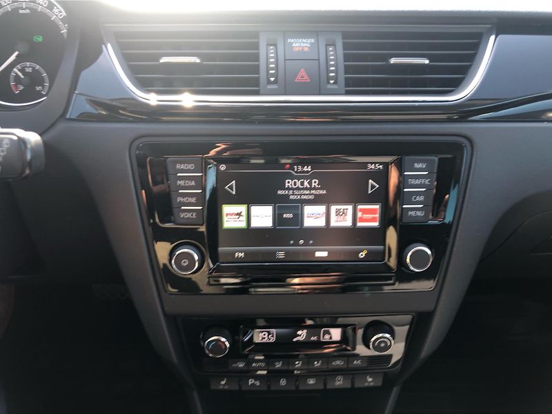 Škoda Rapid 1.4 TSI DSG7°  STYLE - fotka 20 z 29
