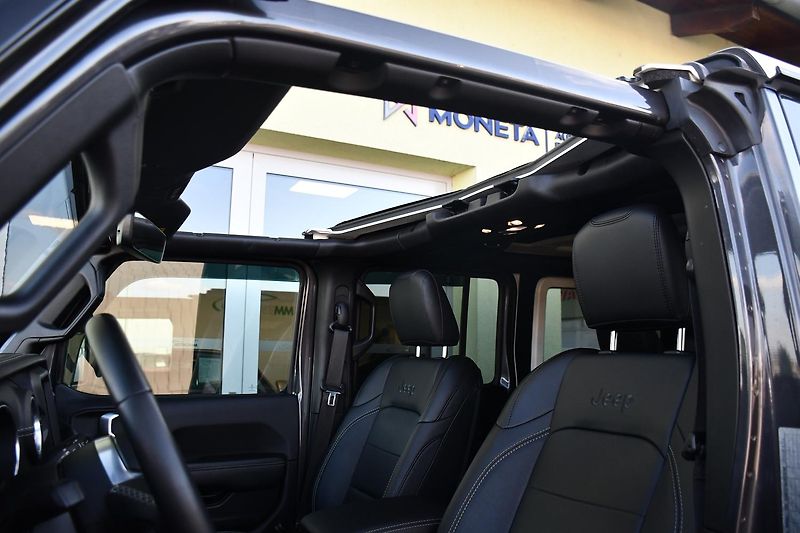 Jeep Wrangler 2.2CRD UNLIMITED REZERVACE - fotka 24 z 51