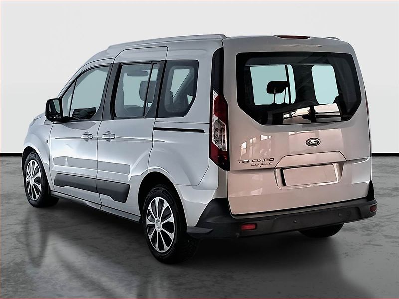 Ford Tourneo Connect (2016) Trend 1.5 TDCi, 5Míst - fotka 4 z 16