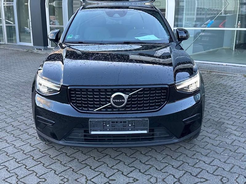 Volvo XC40 T2 Plus Dark LED H/K Taž Kam - fotka 3 z 16
